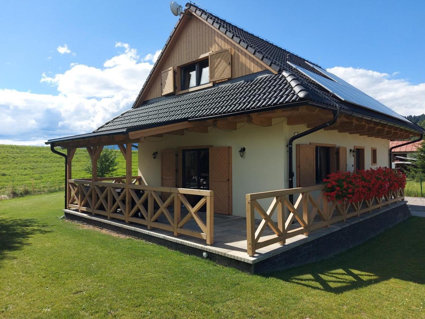 Tri Grose Vlasky Chalet *